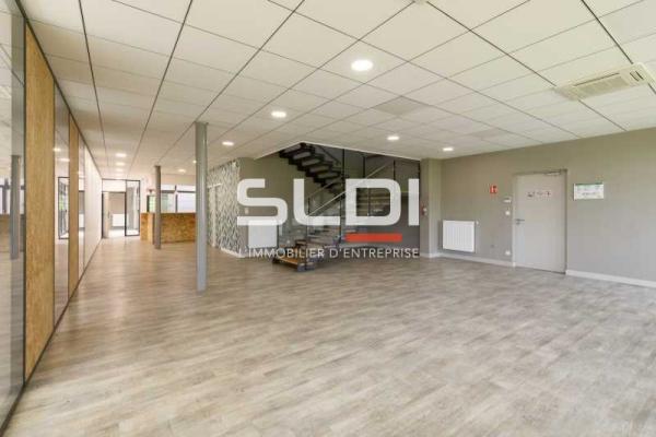Locaux d'activités A LOUER - MIRIBEL - 9 623 m²