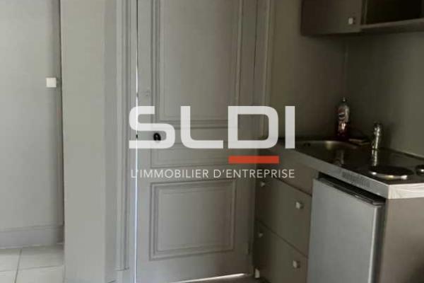 Bureaux A LOUER - FLEURIEU SUR SAONE - 122 m²