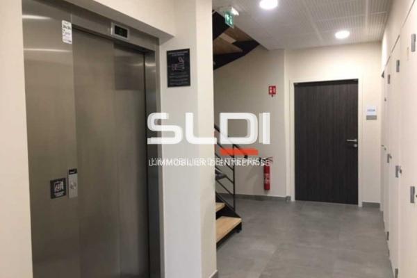 Bureaux A VENDRE OU A LOUER - DARDILLY - 204 m²