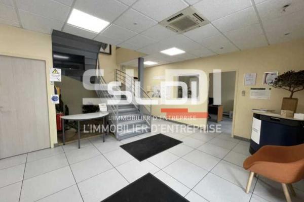 Locaux d'activités A VENDRE OU A LOUER - LOZANNE - 2 680 m²