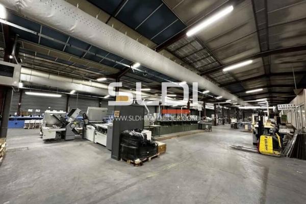 Locaux d'activités A VENDRE OU A LOUER - BRON - 1 970 m²
