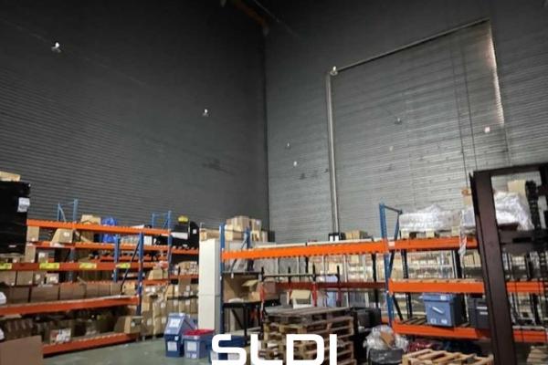 Activités A LOUER - VILLEURBANNE - 1 889 m²