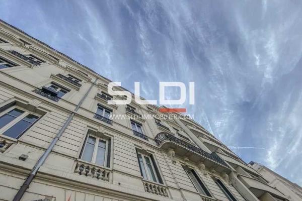 Bureaux A VENDRE - LYON - 150 m²