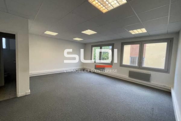 Bureaux A LOUER - GENAS - 193 m²