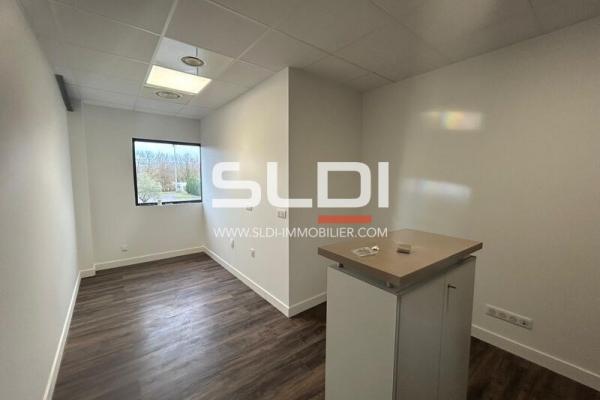 Bureaux A LOUER - MARCILLY D'AZERGUES - 181 m²