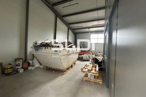 Locaux d'activités A LOUER - BEYNOST - 127 m²