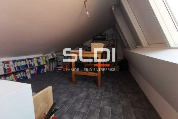 Locaux d'activités A VENDRE - BOURGOIN JALLIEU - 630 m²