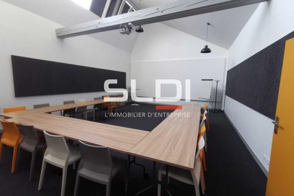 Locaux d'activités A VENDRE - BOURGOIN JALLIEU - 630 m²