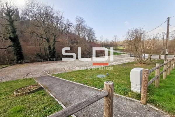 Locaux d'activités A VENDRE - BOURGOIN JALLIEU - 630 m²