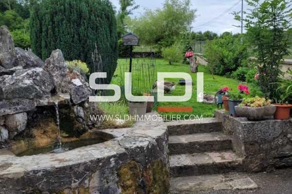 Locaux d'activités A VENDRE - BOURGOIN JALLIEU - 630 m²