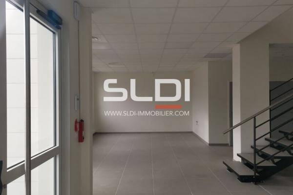 Locaux d'activités A VENDRE - BOURGOIN JALLIEU - 218 m²