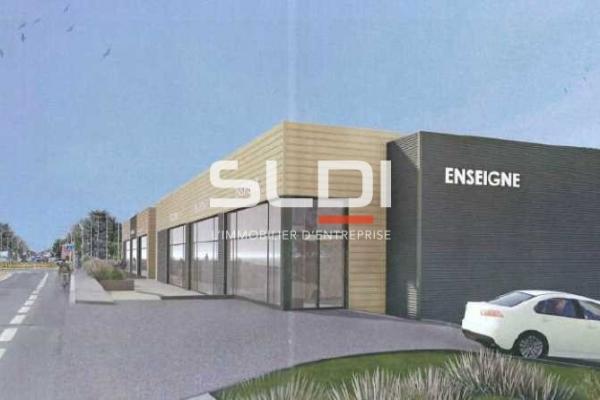 Commerces A LOUER - LIMAS - 579 m²