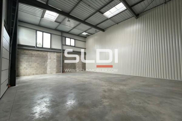 Locaux d'activités A LOUER - NEUVILLE SUR SAONE - 507 m²