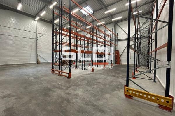 Locaux d'activités A LOUER - NEUVILLE SUR SAONE - 597 m²