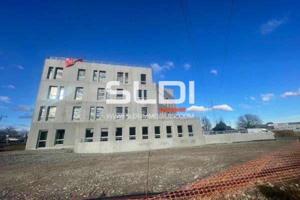 Bureaux A VENDRE OU A LOUER - GLEIZE - 785 m²