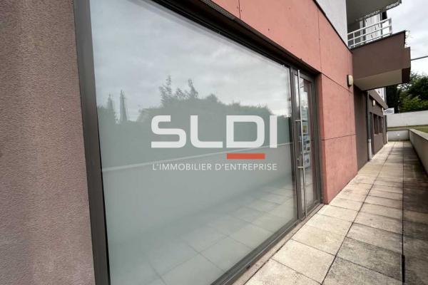 Commerces A LOUER - JASSANS RIOTTIER - 224 m²