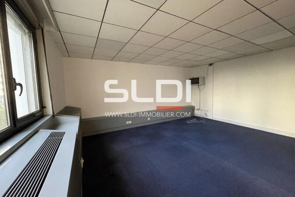 Bureaux A LOUER - VILLEURBANNE - 139 m²