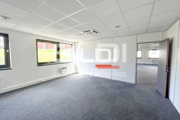 Bureaux A LOUER - LIMONEST - 90 m²