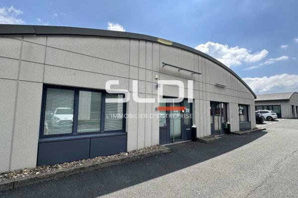 Bureaux A LOUER - LIMAS - 79 m²
