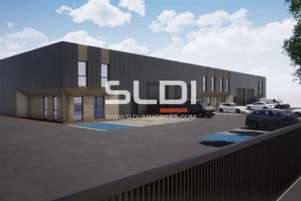 Locaux d'activités A VENDRE OU A LOUER - MACON - 2 777 m²