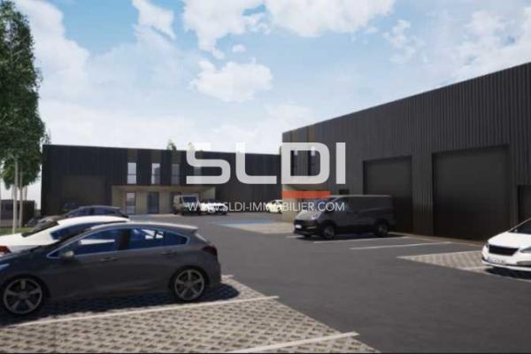 Locaux d'activités A VENDRE OU A LOUER - MACON - 2 777 m²