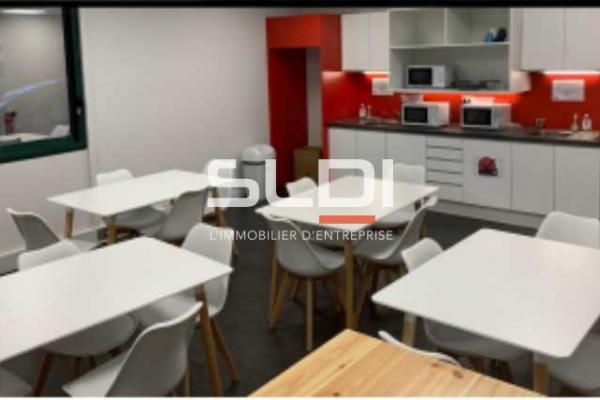 Bureaux A LOUER - LIMONEST - 106 m²
