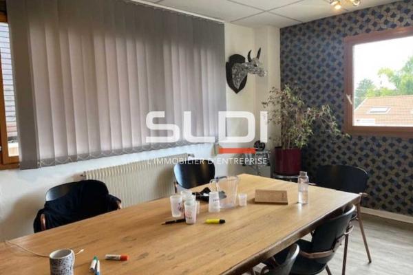 Bureaux A LOUER - VILLEURBANNE - 350 m²