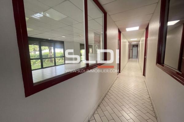 Bureaux 152 m2 à louer 