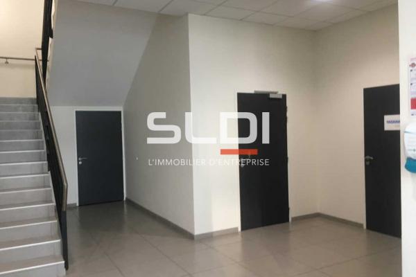 Bureaux A LOUER - SAINT PRIEST - 542 m²