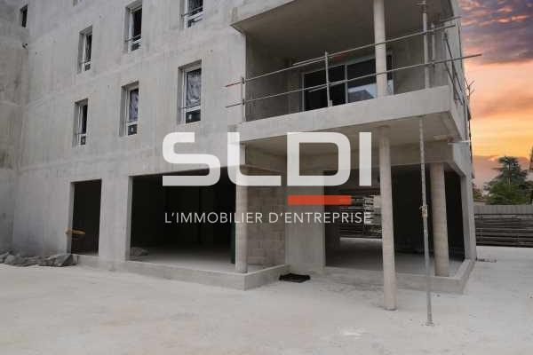 Locaux  est lyonnais 