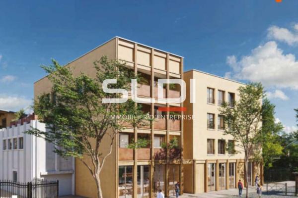 Commerces A VENDRE - LYON - 78 m²