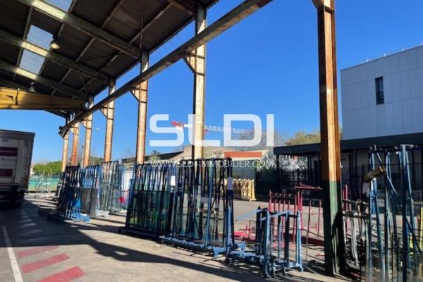 Locaux d'activités A LOUER - VILLEURBANNE - 1 212 m²