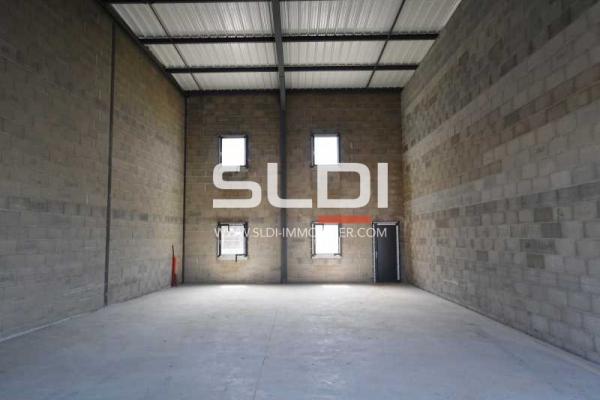 Commerces A LOUER - MIONS - 199 m²