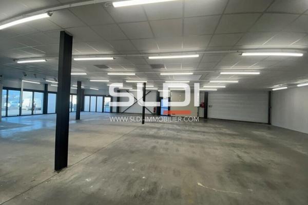 Commerces A LOUER - GENAY - 366 m²