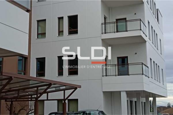 Bureaux A LOUER - GENAS - 206 m²