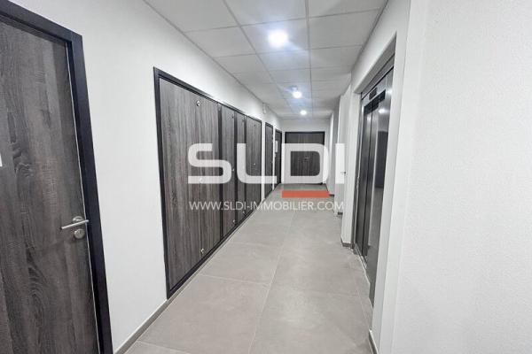 Bureaux A VENDRE - LA TOUR DE SALVAGNY - 194 m²