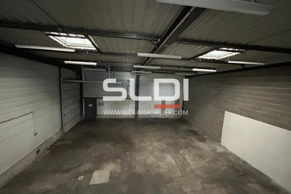 Locaux d'activités A LOUER - ANSE - 705 m²