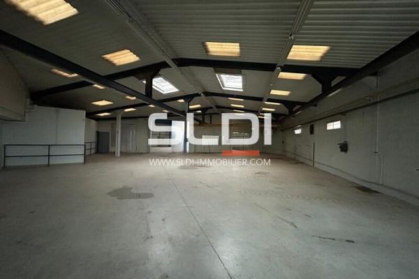 Locaux d'activités A VENDRE - JASSANS RIOTTIER - 4 185 m²