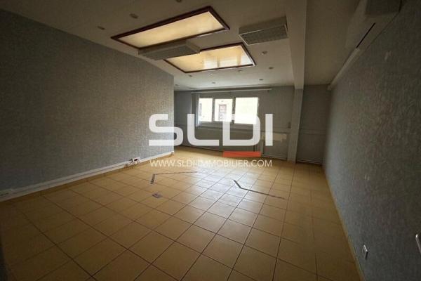 Locaux d'activités A VENDRE - JASSANS RIOTTIER - 4 185 m²
