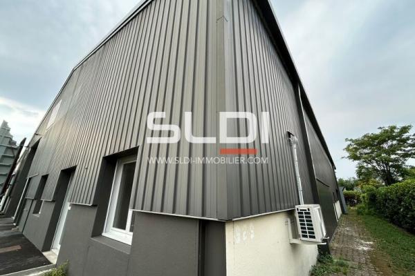 Locaux d'activités A LOUER - VILLEFRANCHE SUR SAONE - 700 m²