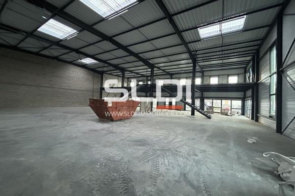 Locaux d'activités A VENDRE - VILLEFRANCHE SUR SAONE - 997 m²