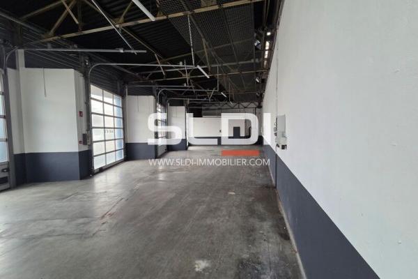 Locaux d'activités A LOUER - VENISSIEUX - 740 m²
