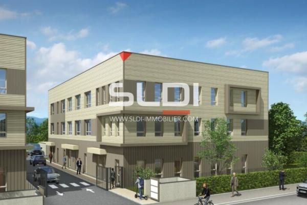 Locaux d'activités A VENDRE OU A LOUER - VILLEFRANCHE SUR SAONE - 672 m²