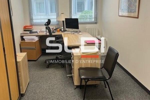 Bureaux A LOUER - ECULLY - 178 m²