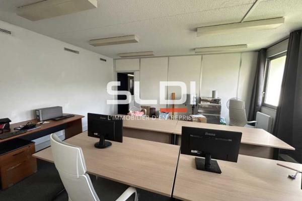 Bureaux A LOUER - ECULLY - 178 m²