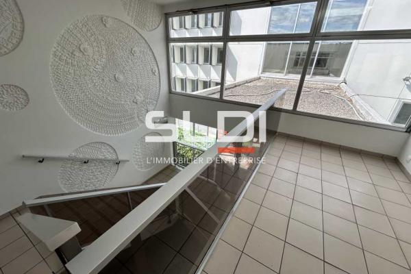 Bureaux A LOUER - ECULLY - 178 m²
