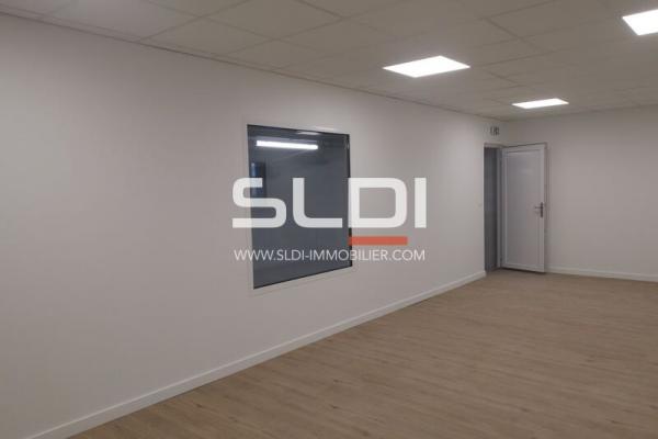 Locaux d'activités A LOUER - VAULX MILIEU - 155 m²
