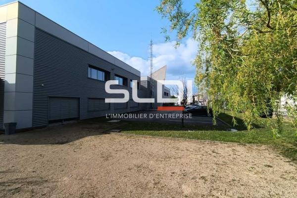 Activités A VENDRE - DECINES CHARPIEU - 3 192 m²