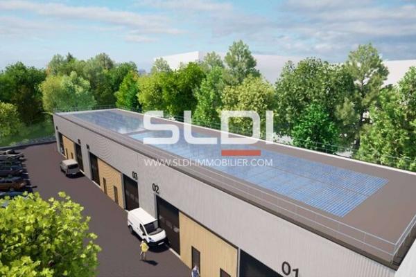 Terrains A VENDRE - SAINT GENIS LAVAL - 3 827 m²