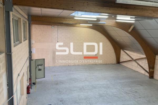 Activités A LOUER - VILLEURBANNE - 1 227 m²